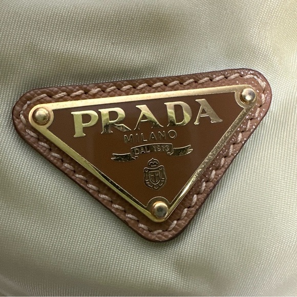 💯Authentic PRADA Tessuto Nylon Small Messenger Bag🍀 - Picture 12 of 16